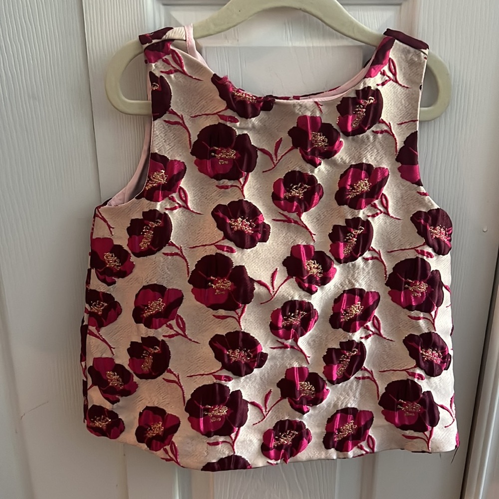 Janie & Jack girl’s sleeveless shirt with gold sparkle floral jacquard